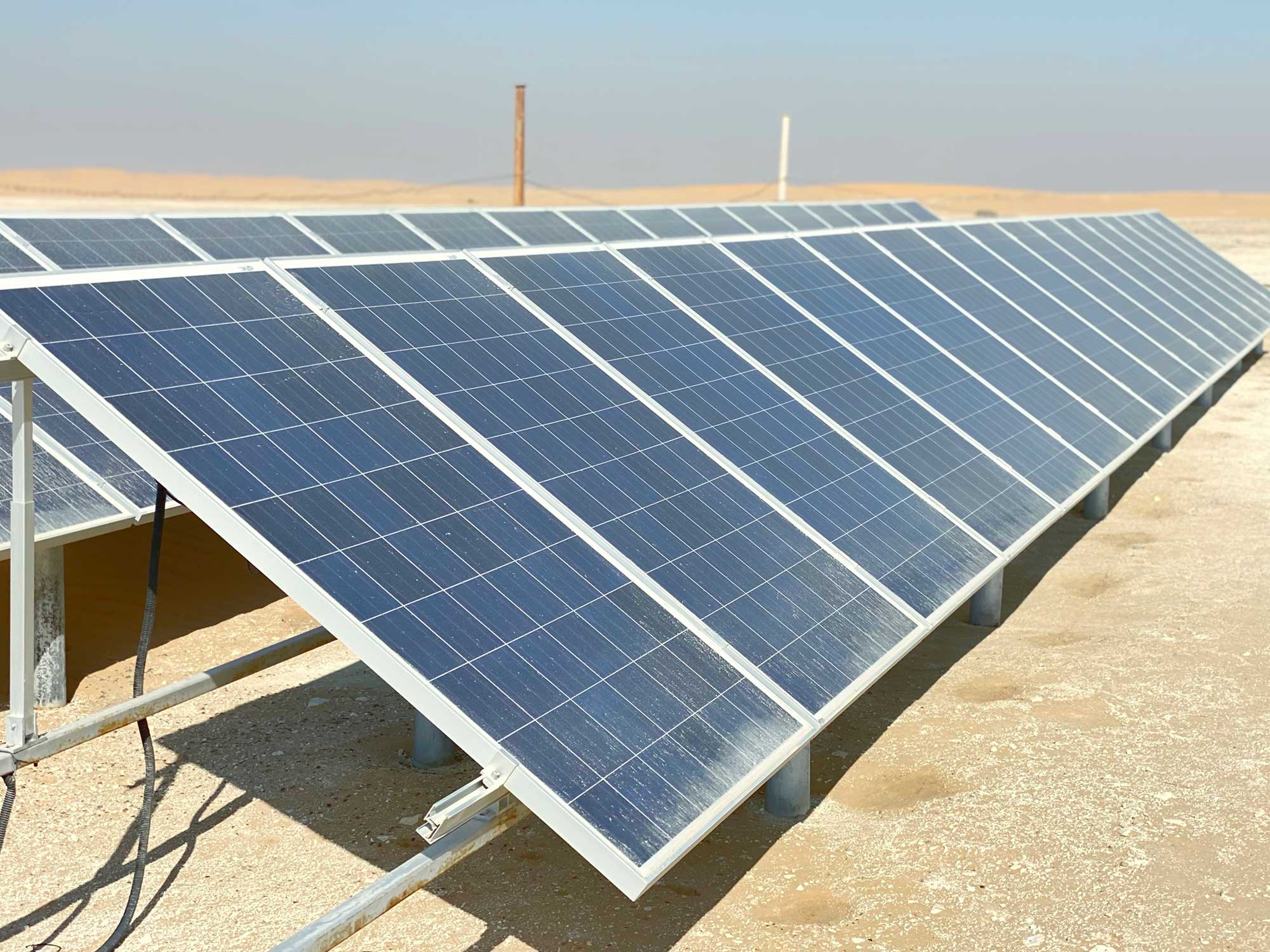 modern-solar-panels-desert